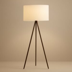 Layerhue Field Tripod Lamp
